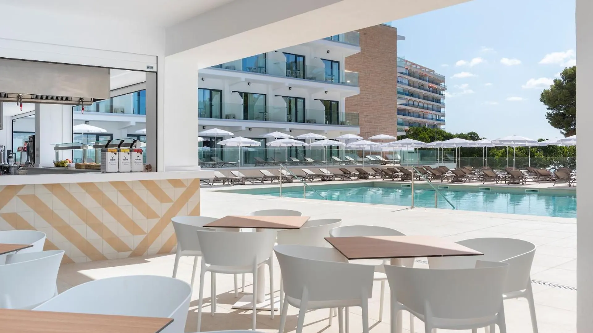 ****  Hotel Palia Tropico Playa Palma Nova  Spain